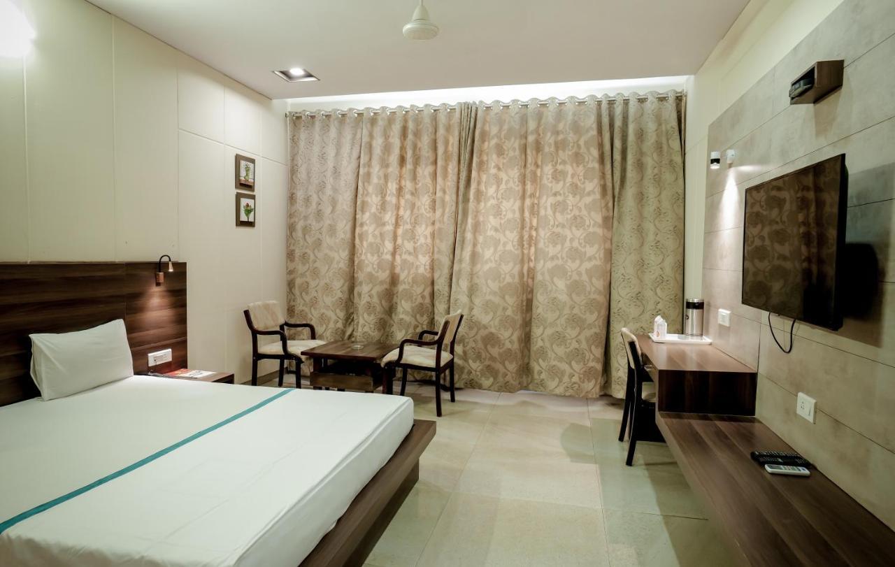 Hotel Highway King Behror Exterior photo